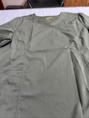 ScrubStar Women's Olive Green V-Neck Medical Scrub Top